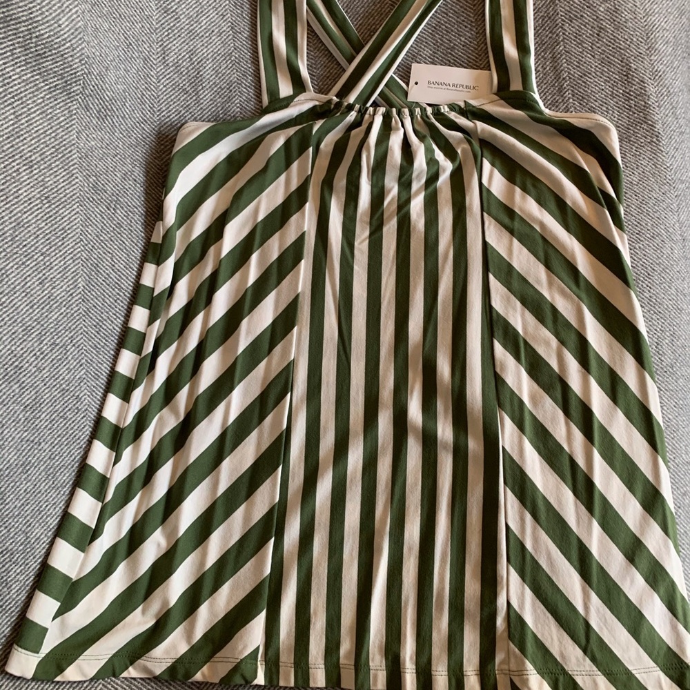 NWT BANANA REPUBLIC Cross back Top